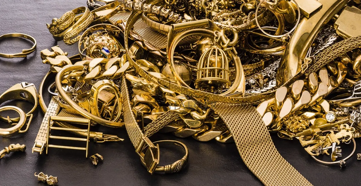 Goldschmuck — Ketten, Ringe und Armbänder