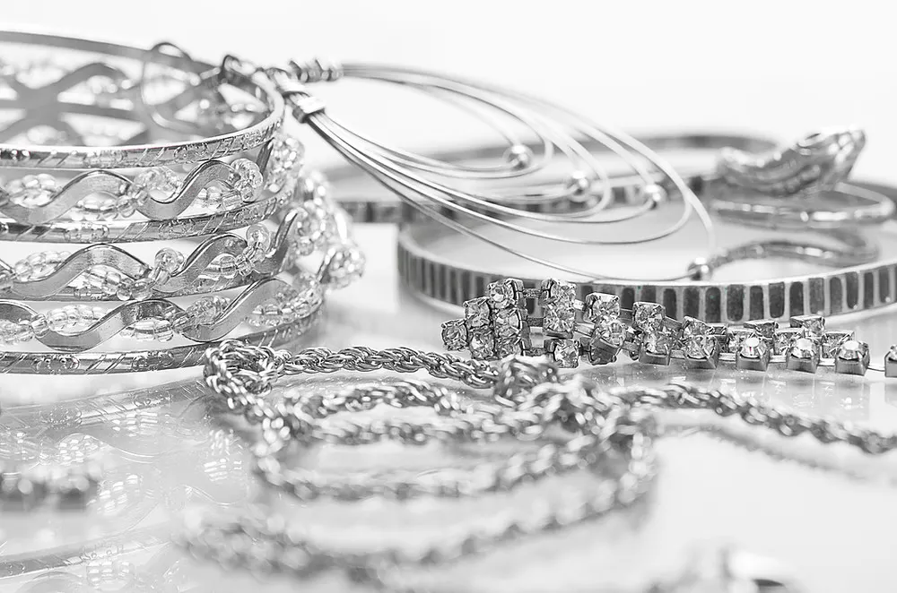 Silberschmuck — Armreifen und Ketten